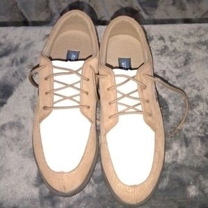 NIKE ZOOMAIR TAN/WHT Womans SZ. 6.5 golf shoes. 970810 Y3 Very clean. New